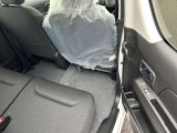 ☆お車についた傷やヘコミ、事故の修理もハヤシにお任せください。自社鈑金工場で修理ができますの安心です☆