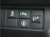 ◆パーキングセンサー◆車庫入れの時などに近くに障害物がある場合、障害物までの距離を音で知らせてくれます。