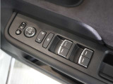 ◆パワーウィンドウスイッチ◆運転席から全席の窓の開閉操作を行うことが出来いつでも換気ができます!