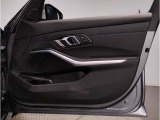 【BMW認定中古車】BMWのご購入はぜひBMW正規ディーラーで!メーカー基準の納車前点検整備を全車実施。規定整備を実施された車両にのみ付帯出来る全国保証。