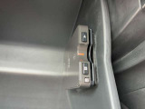 内装クリーニングも施しております。内装の綺麗なお車は気持ちが良くオススメさせていただく1つのポイントになっております。