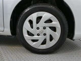 U-Carの販売だけでなく自動車保険、携帯電話の販売も行っております。