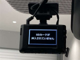 最近付けているユーザーも多いドライブレコーダー。万が一の事故などの証拠づくりに最適です!また、旅先の模様も録画できますので、旅の記憶としても使えます。※社外ドラレコは保証対象外となります。