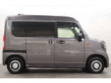 このお車はホンダ純正光脱臭・抗菌加工を納車前に致します。光触媒消臭は光触媒と銀イオンにより消臭とウイルス除菌や抗菌効果のダブル効果で車内を快適に保ちます。