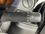 【オートライト(AUTO)】外の明るさをシステムが感知して、自動でヘッドライトが点灯します!ヘッドライトをつけ忘れを防ぐ便利機能です。