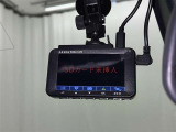 ドライブレコーダー装着車両です
