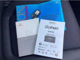 取説、ナビ取説、メンテナンスノート完備です!大事に乗られてきた車だと一目でわかりますね!スマートキーは2つ☆