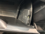 いまや快適なカーライフに欠かせないETCが付いています。