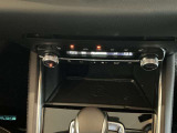 各種スイッチ類はこちらにレイアウトしています。