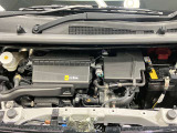 エンジンルームもクリーニング済みできれいですよ。日産の整備士がしっかりと丁寧に点検していますので安心してお乗りいただけます