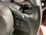レーダークルーズコントロールは先行車との車間を維持しながら追従走行を行い、長距離でのドライバー負担を軽減させてくれます。