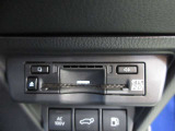 スムーズにゲート通過でき、休日・深夜割引等も適用されるETCです。(音声案内機構付)