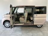 お客様にぴったりなおクルマをお選びいただけますように様々な展示車をご用意致しております!ダイハツの軽自動車だけではなく、他メーカー車やコンパクトカー・ミニバンなども数多く取り揃えております!