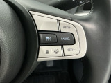 【アダプティブ・クルーズ・コントロール】予め設定した車速内でクルマが自動的に加減速。 前走車との適切な車間距離を維持しながら追従走行し、高速道路でのドライバーの疲労を軽減してくれる嬉しい機能付♪