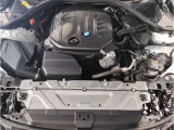 【BMWクリーンディーゼル】市場をリードするディーゼルエンジン。低回転ステージ専用ターボが走り出しから効果的に過給を行いスムーズな発進加速や低燃費を実現。ディーゼルの常識を超えたスポーティな走りを!