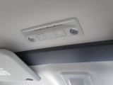車の事をあまり詳しくない、女性やご年配の方にも親切&分かりやすいご説明を致します。もちろん運転免許を取って間もない初心者の方も大歓迎です。ご不明な点や分からない事は、お気軽に何でもお聞き下さい。