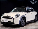 こちらのMINI認定中古車は整備・保証付きでございます。納車前整備費用はお見積書内に別途追加計上する事はございません。認定中古車整備・保証付きのお支払総額でお見積りご確認の上、他店とお比べください!!