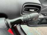 お車のフォグランプは、濃霧が発生し運転が困難に感じる際に使う補助灯としての役割があり運転をサポートしてくれます♪