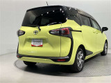 納車後1年間は走行無制限のトヨタロングラン保証付きです。(対象項目:約60項目・5000部品)が対象です。全国のトヨタ系ディーラーで保証修理が可能です。
