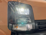 【LEDヘッドランプ】明るいライトが夜間の安全運転をサポートします。消費電力も少なく長寿命です。