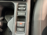 電子パーキングに加えてブレーキホールドシステムを装備しておりますので、信号待ちや踏み切り待ちでもブレーキを踏まずに停止できます!発進する際はアクセルを踏むだけですので渋滞時などはかなり楽ですね!