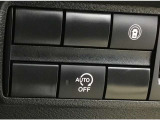 信号待ち等でアイドリングがストップする機能を装備している車両です!