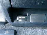 非常時やキャンプなどに役立つAC100Vコンセント付きです。