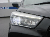 LEDライト&フォグランプ。雨の日や夜道でもしっかりと視界を確保し、安心して運転していただけます