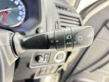 【オートライト】車外の明るさに応じて自動的にライトの点灯・消灯をしてくれます