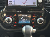 オートエアコンです。 温度を調整してAUTOを押すだけで自動制御♪