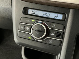 【オートエアコン】AUTOボタンを押してお好みの温度を設定!快適な室温でドライブをお楽しみいただけます♪