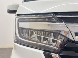 HIDより省電力のLEDライトが装着されています。点灯忘れも防止できるオートライトコントロール機能がついているので、夜間のドライブもより安全に楽しめますよ。