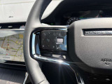 ステアリングスイッチにはメディア操作以外に任意の項目を設定できるショートカットコマンドやボイスコントロールスイッチを搭載。