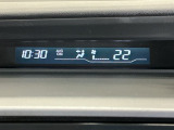 速度計周りもデザインがイイですよ!