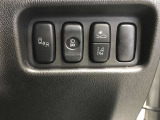 当店3階PDIセンターによる室内ルームクリーニング・除菌を全車に実施!オプションにてボディーコーティングも格安で施工致します★