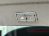 Audi正規ディーラーが高品質をお約束。高度な訓練と教育を受けたAudi選任メカニックが、100項目に及ぶ精密な点検を実施します。全てをクリヤしたAudi車だけがあなたのお手元に。