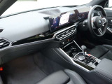 お車のことなら弊社とご用命を頂けるよう全社一丸となって取り組みさせて頂いております。