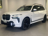 BMW X7xDrive40dMスポーツ ミネラルホワイト☆元弊社デモカー☆スカイラウンジサンルーフ☆Mスポーツプロ☆インテクレイテッドステアリング☆クリスタルシフト☆保冷温ホルダー☆純正22インチAW☆