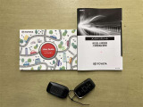 車両取扱説明書・ナビゲーション説明書・整備点検記録簿が揃っております。