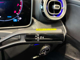 車両は屋内展示しておりますので天候に関係なくごゆっくりコンディションご確認頂けます。車両を倉庫へ保管している場合が御座いますのでご来店前に在庫確認頂けると幸いです。TEL072-784-8800