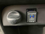 車のプロが厳しく!細かくチャックした内容を発行したものが車両状態証明書です。
