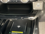 ワイヤレス充電もOK(Qi規格対応)