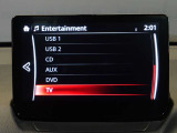 【マツダコネクト】ラジオ・テレビ/Bluetoothオーディオ、その他アプリケーションなどの機能で楽しむことができます。
