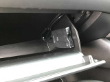 ETCが装着されています。再セットアップ後高速道路の料金所をノンストップで通過できて大変便利です。