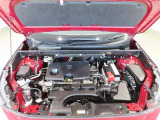2000ccガソリンエンジンです。