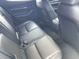 ★★★リアシートも運転席同様ゆったりくつろげます。★★★