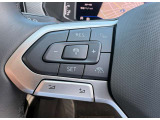 ACC+トラベルアシスト搭載。高速道路でのレーンキープや前走車との車間維持をアシストし、長距離ドライブをより快適にします。