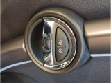 ネット掲載されていない多数在庫もございます。お問合せ・詳細はMINI NEXT 三宮  お問い合わせ:078-803-3298までお気軽にお問合せ下さいませ。