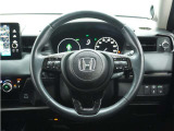 ◆ハンドル全体◆各種スイッチがハンドルから手を放さず操作できるので運転中でも楽に操作できます。