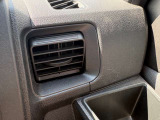 運転席ドア内張り